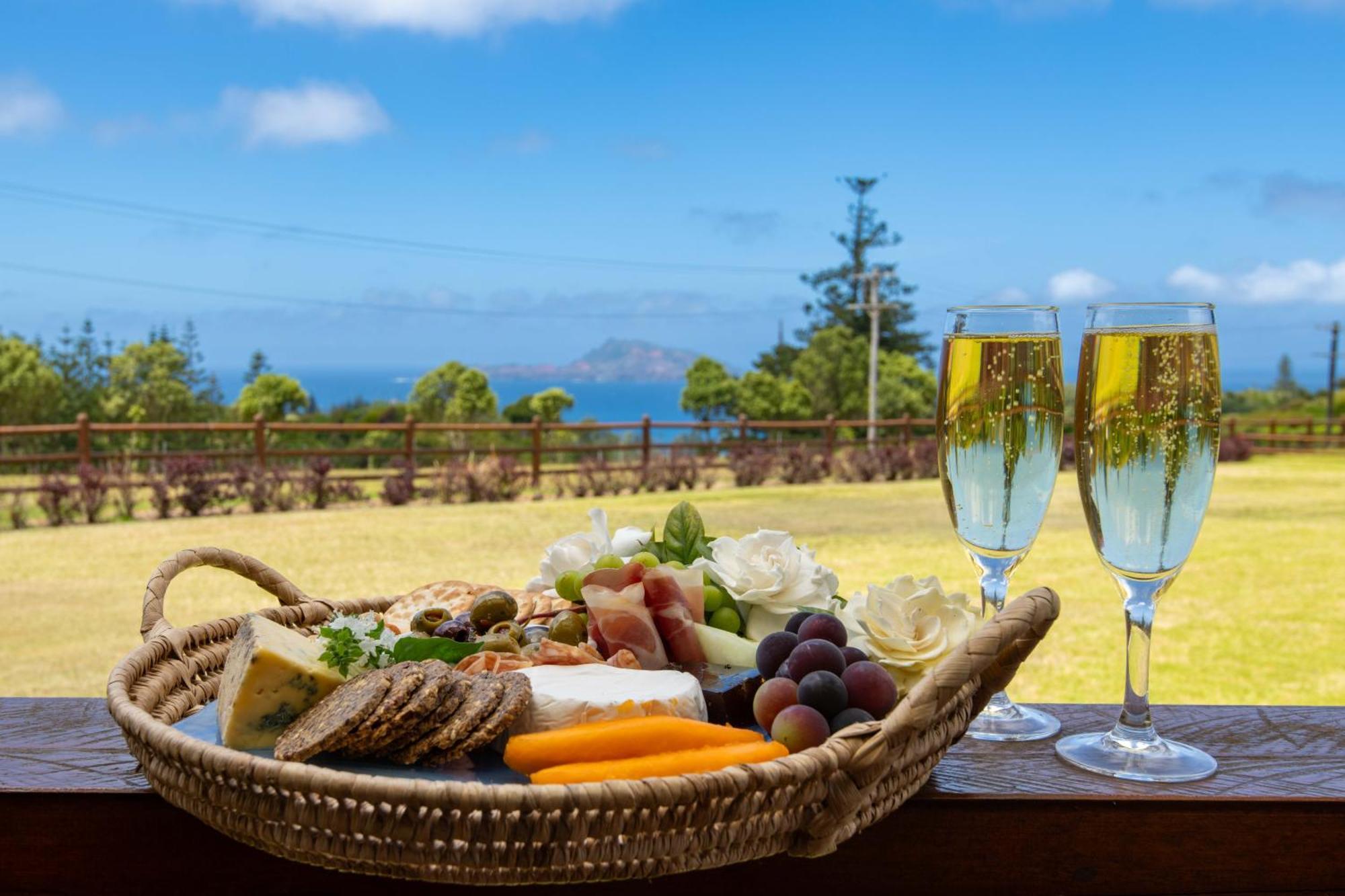 Ocean Breeze Cottages Burnt Pine Εξωτερικό φωτογραφία